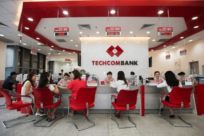 cach-vay-tien-qua-the-atm-techcombank
